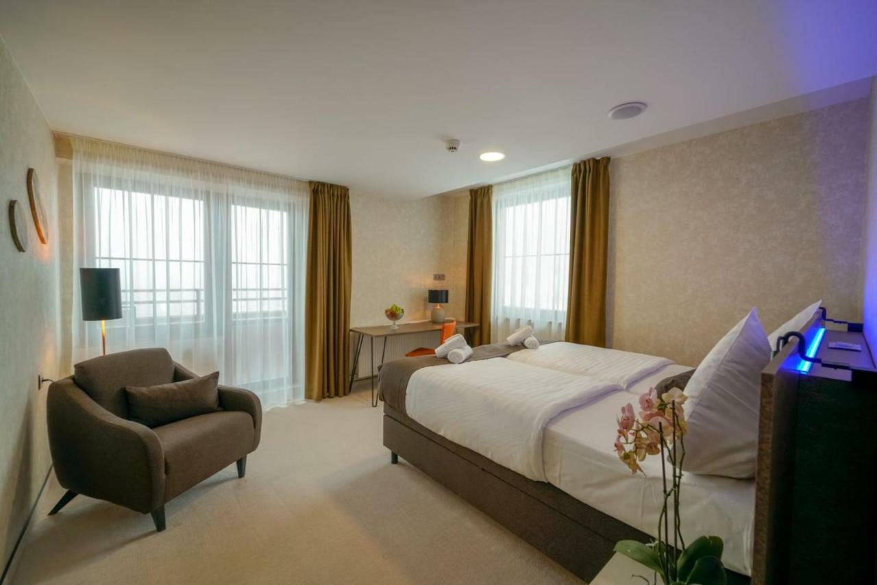 Grand Hotel Bellevue วิสโซเค ดาตรี ภายนอก รูปภาพ